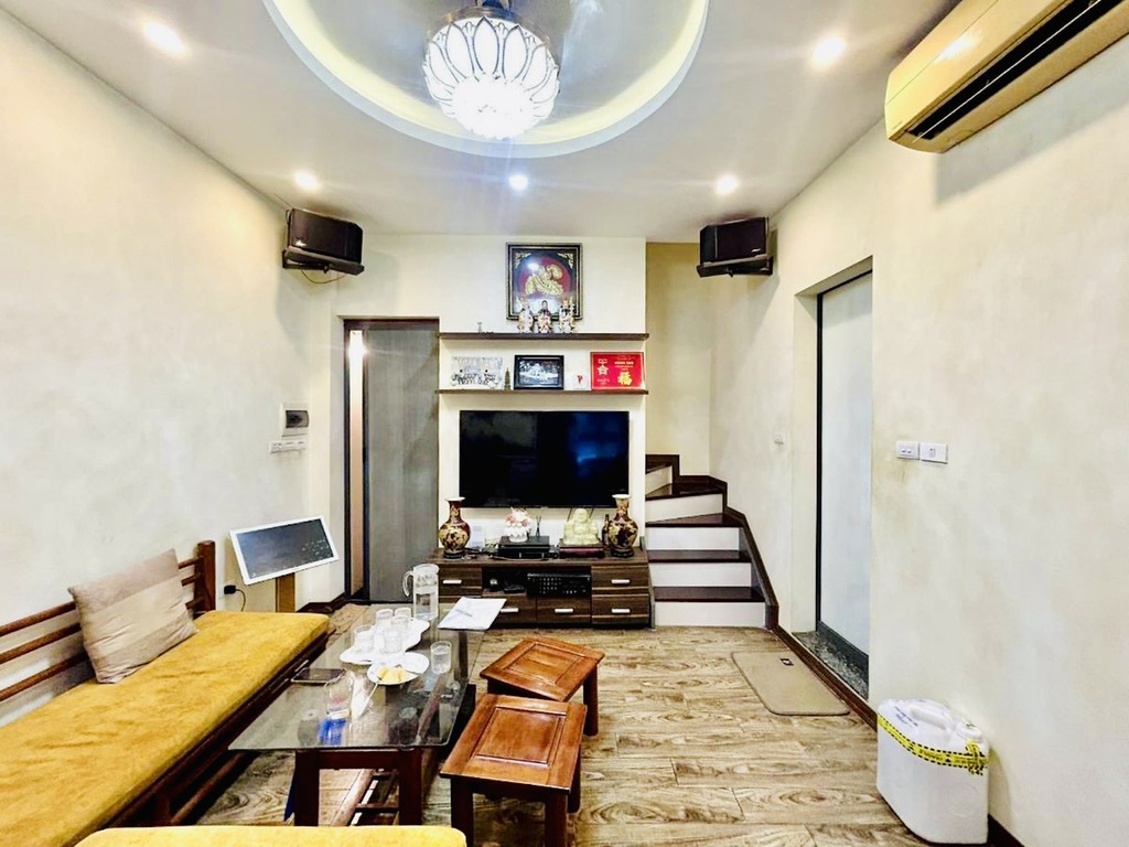 Bán nhà Tạ Quang Bửu - diện tích 29m2 4 tầng - Mặt phố, kinh doanh - giá 13,5 tỷ