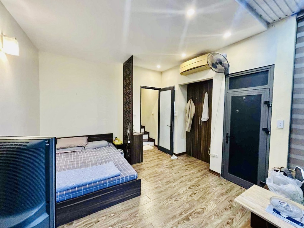 Bán nhà Tạ Quang Bửu - diện tích 29m2 4 tầng - Mặt phố, kinh doanh - giá 13,5 tỷ