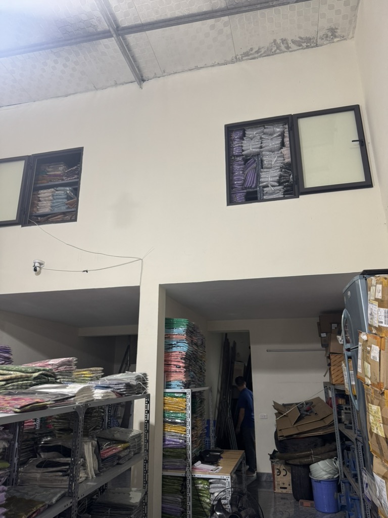 Bán nhà Vĩnh Hưng - diện tích 100m2 2 tầng - ngõ thông xe hơi - giá 9,8 tỷ