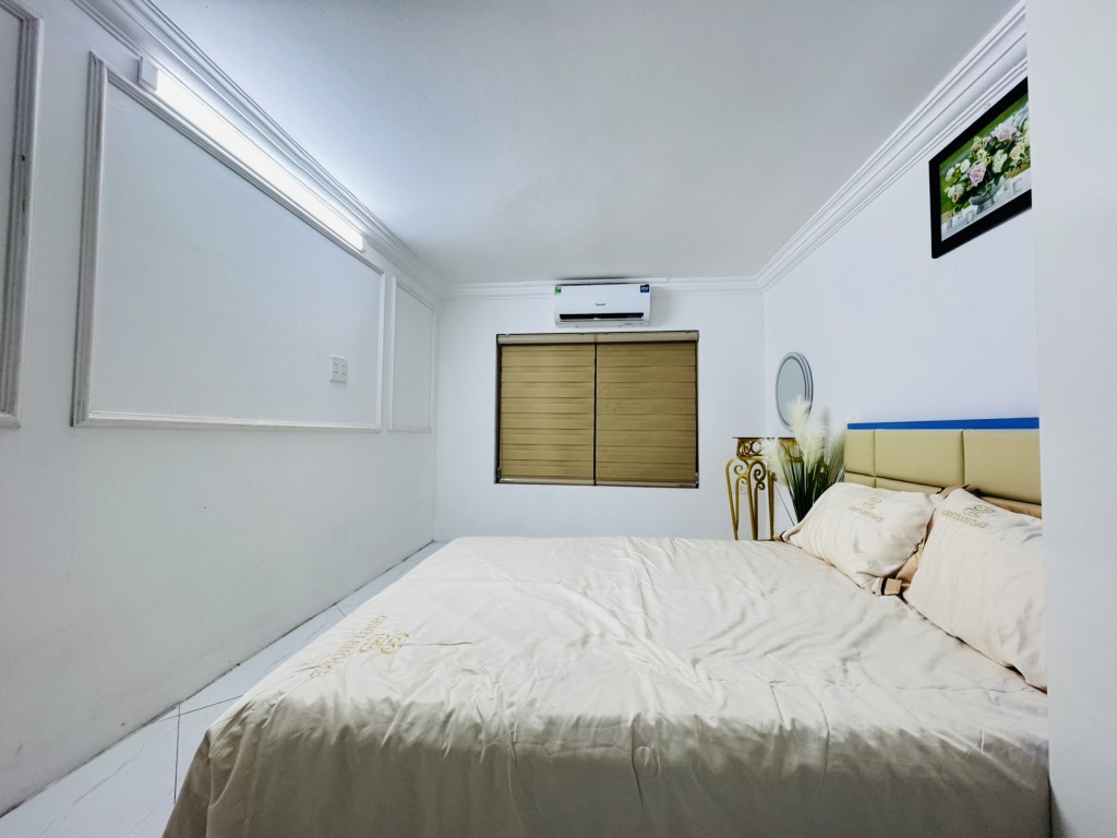 Bán nhà Bạch Mai giá hơn 5 tỷ - 20m2 5 tầng - 4 ngủ - gần ô tô đỗ