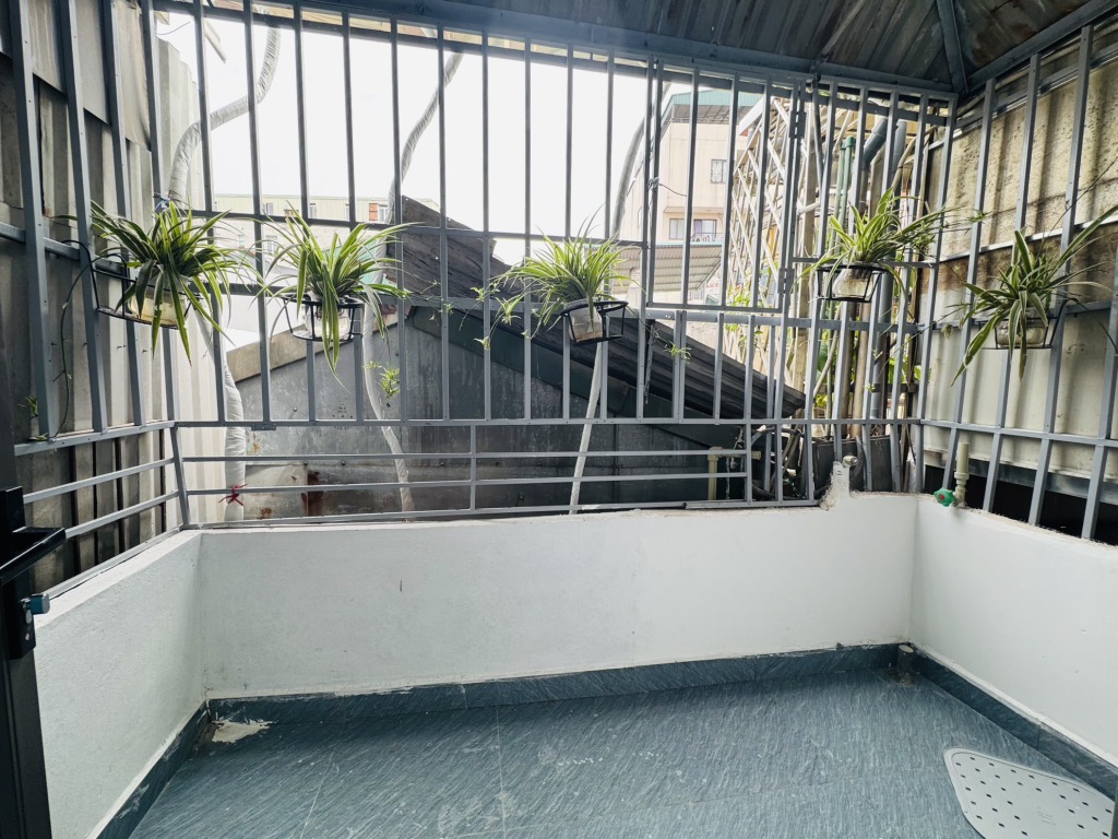 Bán nhà Bạch Mai giá hơn 5 tỷ - 20m2 5 tầng - 4 ngủ - gần ô tô đỗ
