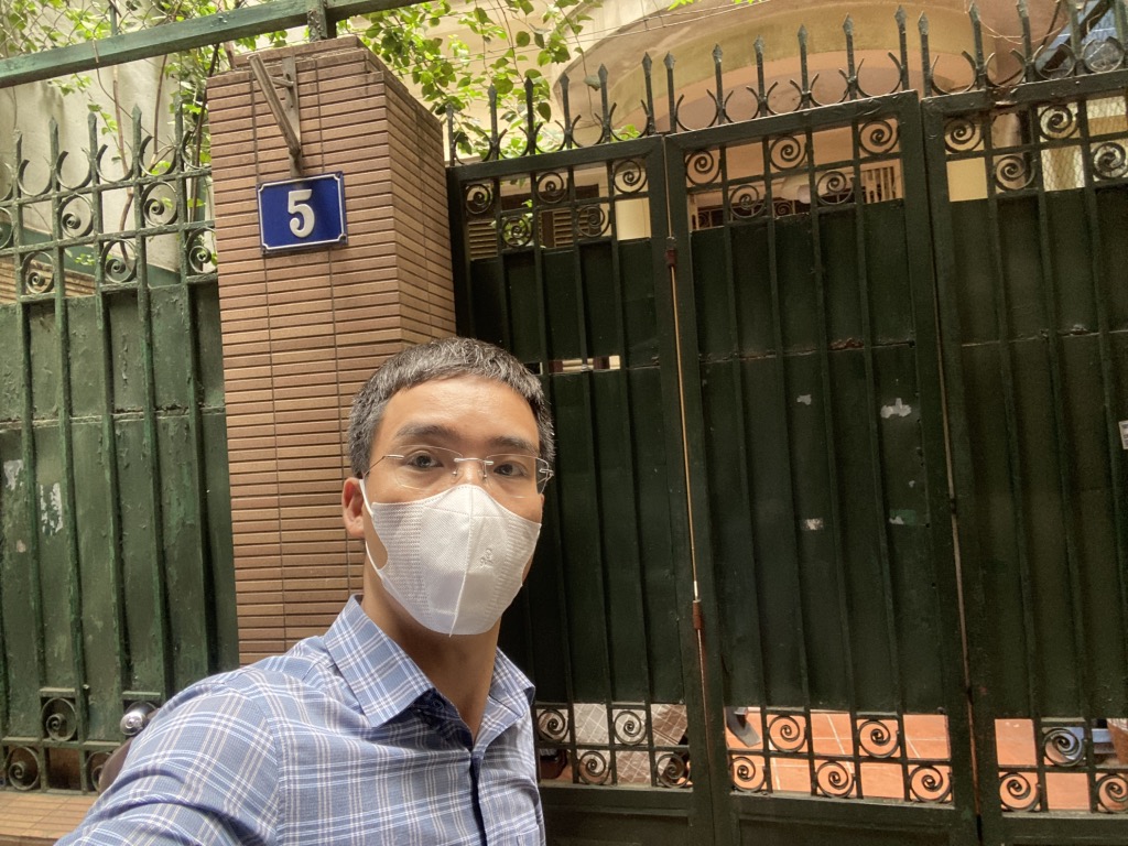 Bán nhà Đường Láng - diện tích 77m2 4 tầng - Gần phố - giá 18 tỷ