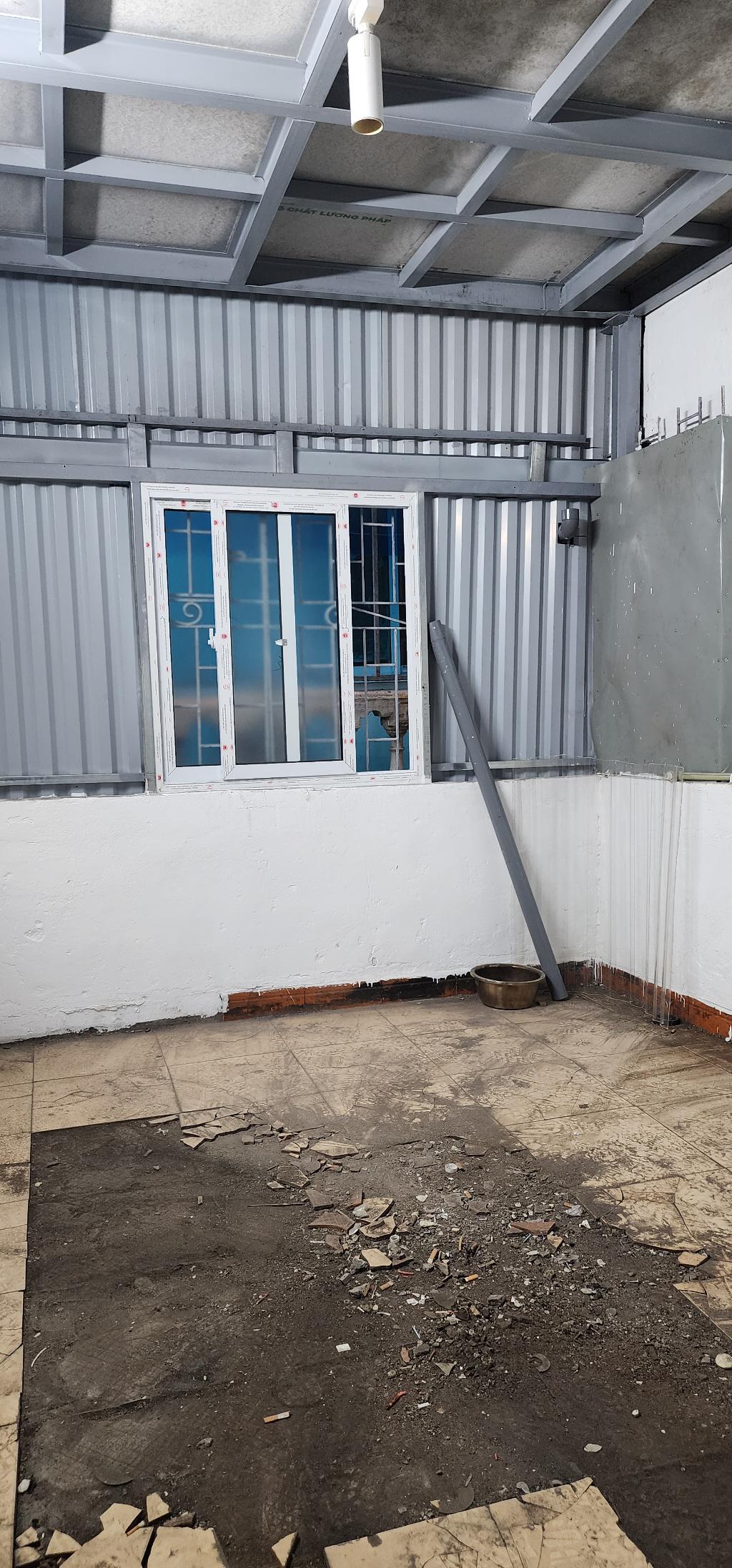 Bán nhà Hòa Bình - diện tích 11,5m2 3 tầng - Sổ đỏ chính chủ - giá 7,7 tỷ