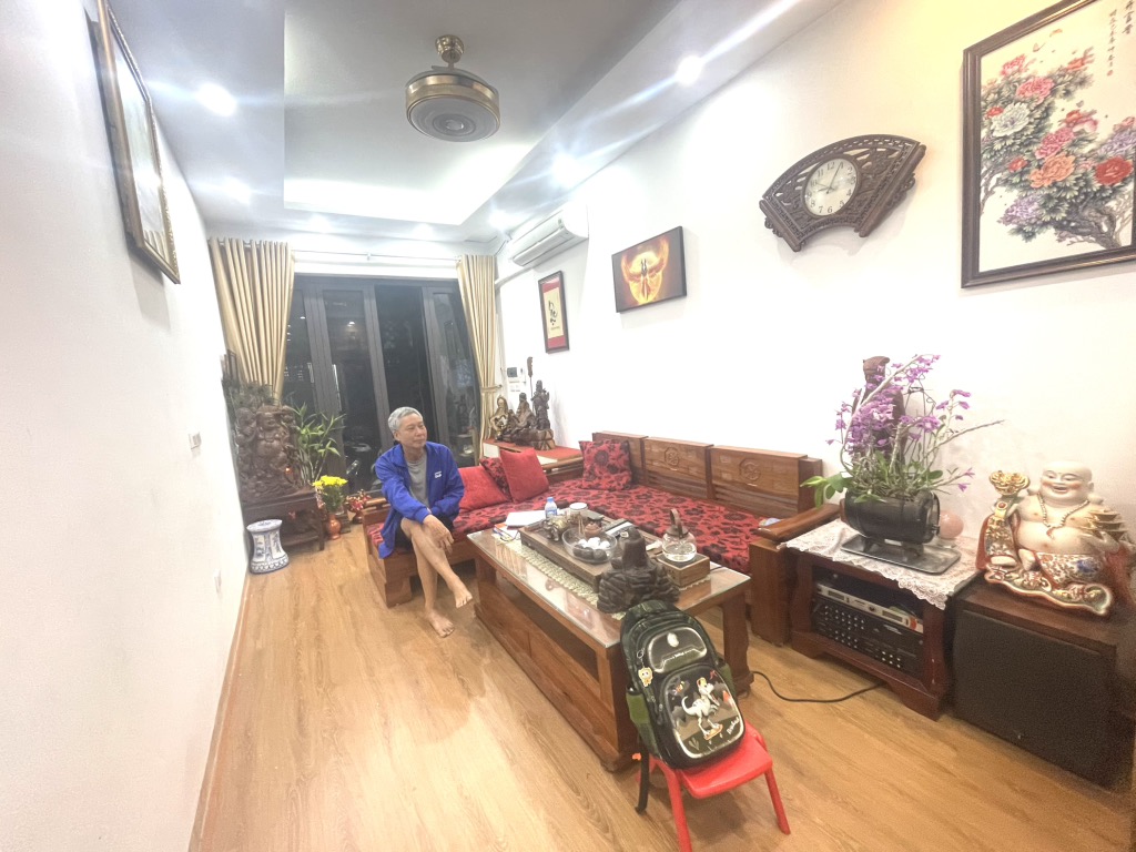 Bán nhà Định Công Thượng - diện tích 70m2 4 tầng - Nhà đẹp ở luôn - giá 6,9 tỷ