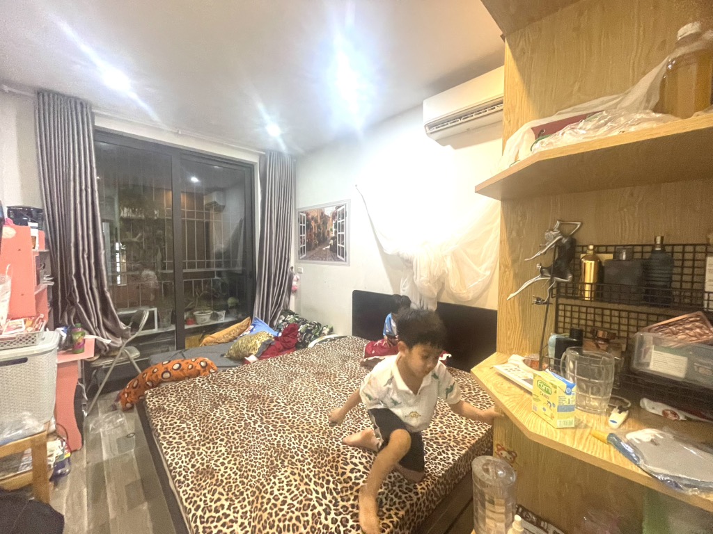 Bán nhà Định Công Thượng - diện tích 70m2 4 tầng - Nhà đẹp ở luôn - giá 6,9 tỷ