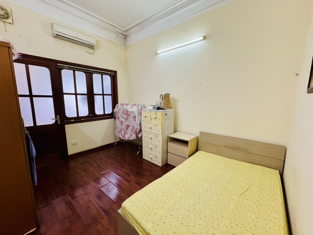 Bán nhà Kim Ngưu - diện tích 74m2 3 tầng - Gần ô tô - giá 13,6 tỷ