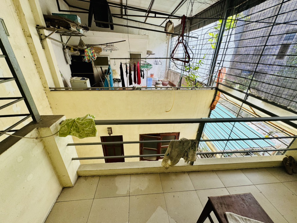 Bán nhà Kim Ngưu - diện tích 74m2 3 tầng - Gần ô tô - giá 13,6 tỷ