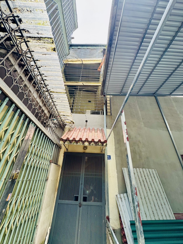 Bán nhà Kim Ngưu - diện tích 74m2 3 tầng - Gần ô tô - giá 13,6 tỷ