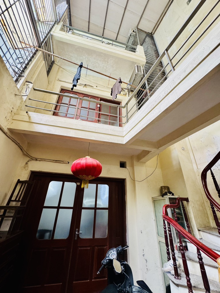 Bán nhà Kim Ngưu - diện tích 74m2 3 tầng - Gần ô tô - giá 13,6 tỷ