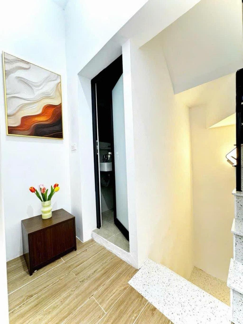 Bán nhà Thái Hà giá nhỉnh 5 tỷ - 4 tầng - lô góc sáng thoáng khu vực hiếm nhà bán
