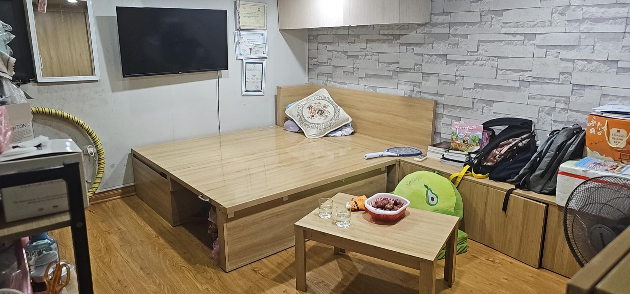 Bán nhà D5 Minh Khai (phố 8/3) giá hơn 2 tỷ -  gần mặt đường phố - sổ đỏ chính chủ