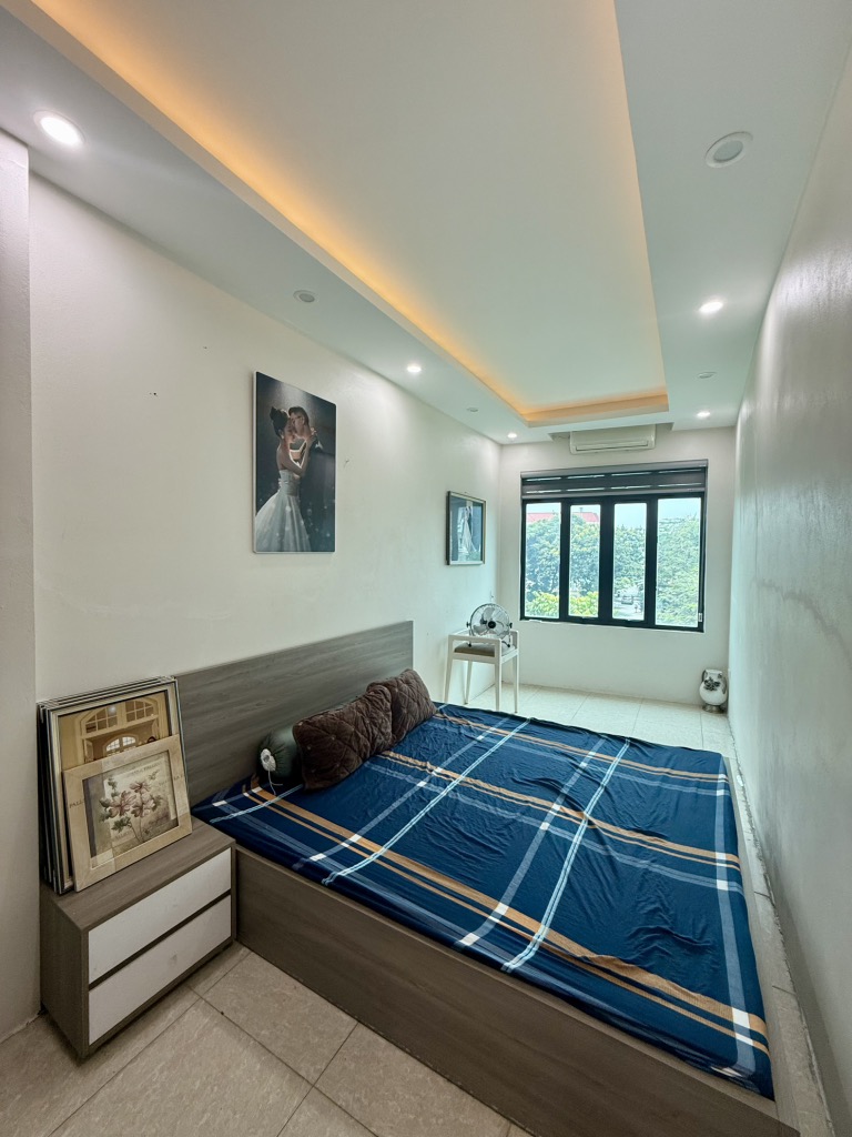 Bán nhà Kim Ngưu - diện tích 40.5m2 4 tầng - Mặt phố kinh doanh sầm uất - giá 15,8 tỷ