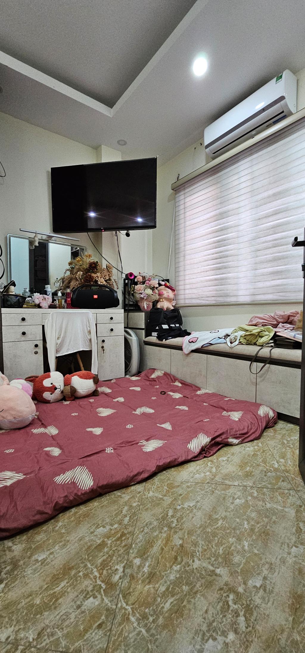 Bán nhà Khâm Thiên nhỉnh 6 tỷ - 25m2 5 tầng - lô góc thoáng đẹp - gần ô tô