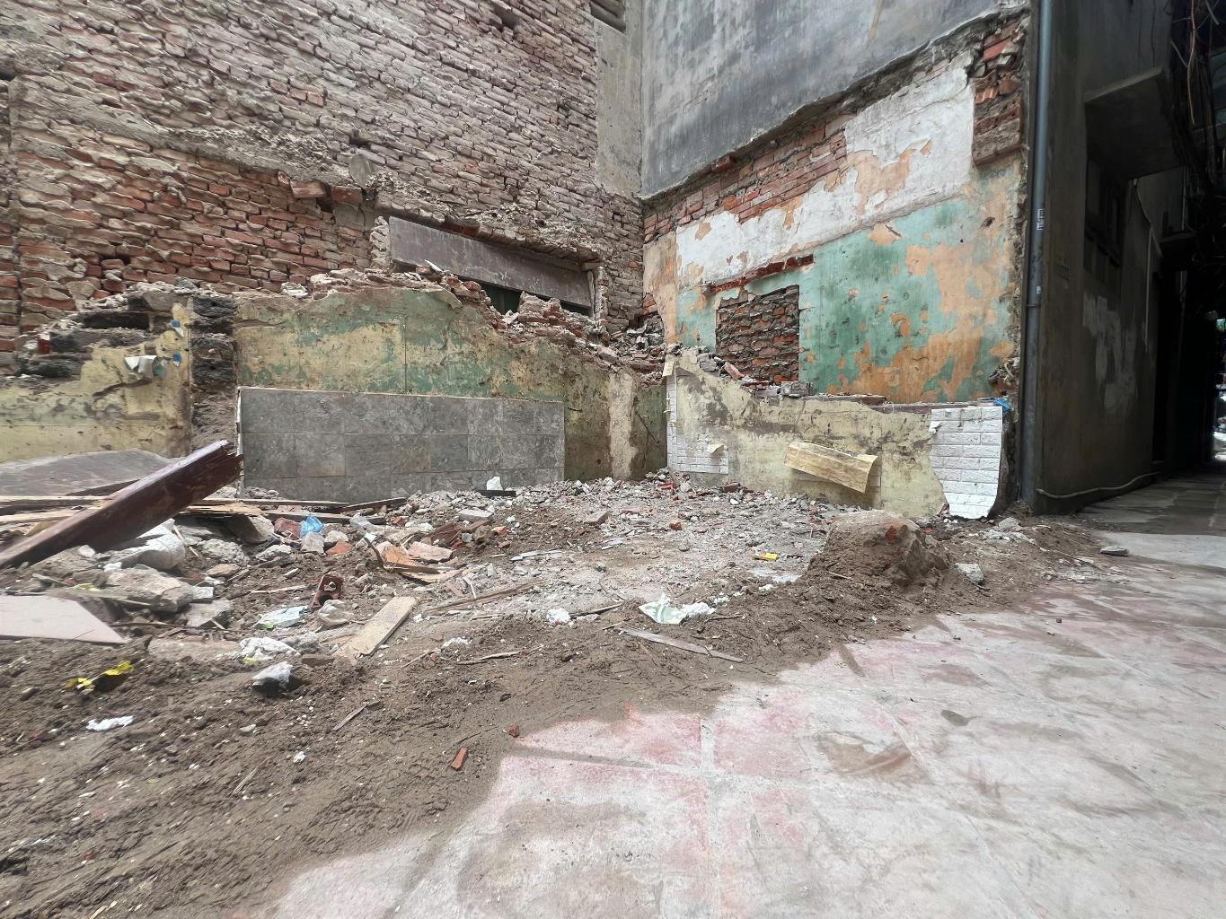 Bán nhà Phố Vọng - diện tích 68m2 7 tầng - Ô TÔ ĐỖ CỔNG - giá 22,5 tỷ