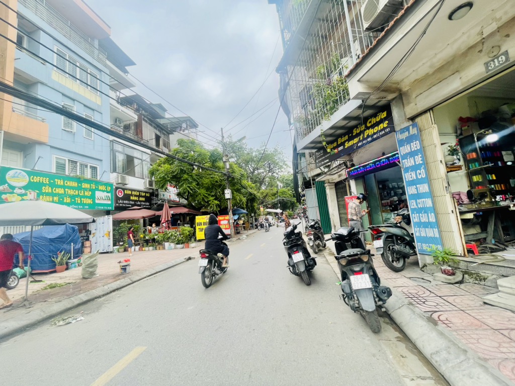 Bán nhà Văn Chương - diện tích 46m2 4 tầng - Mặt phố, vỉa hè kinh doanh sầm uất - giá 19,9 tỷ