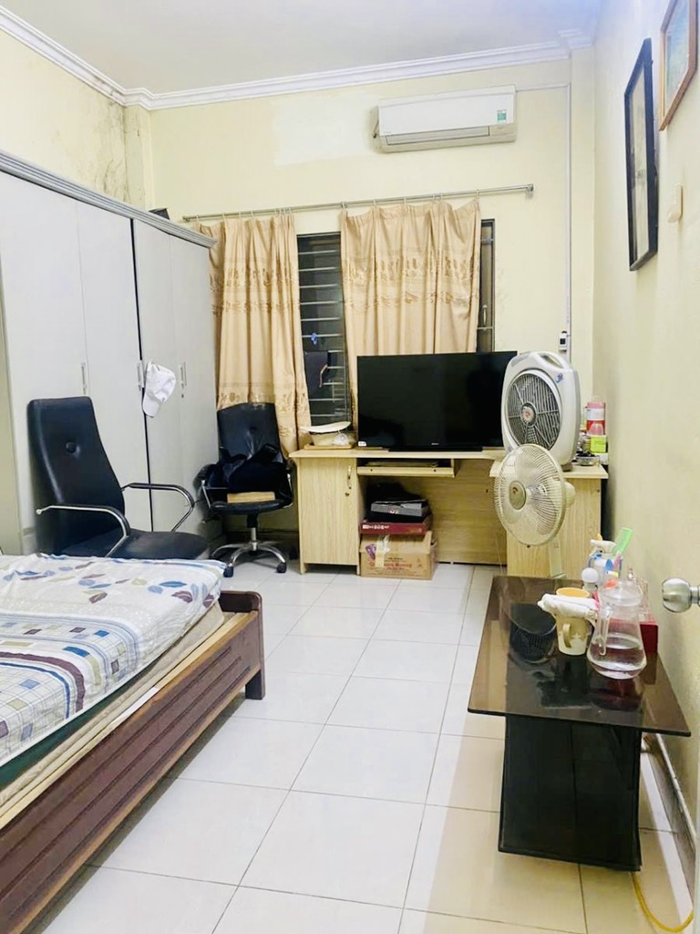 Bán nhà Văn Chương - diện tích 46m2 4 tầng - Mặt phố, vỉa hè kinh doanh sầm uất - giá 19,9 tỷ