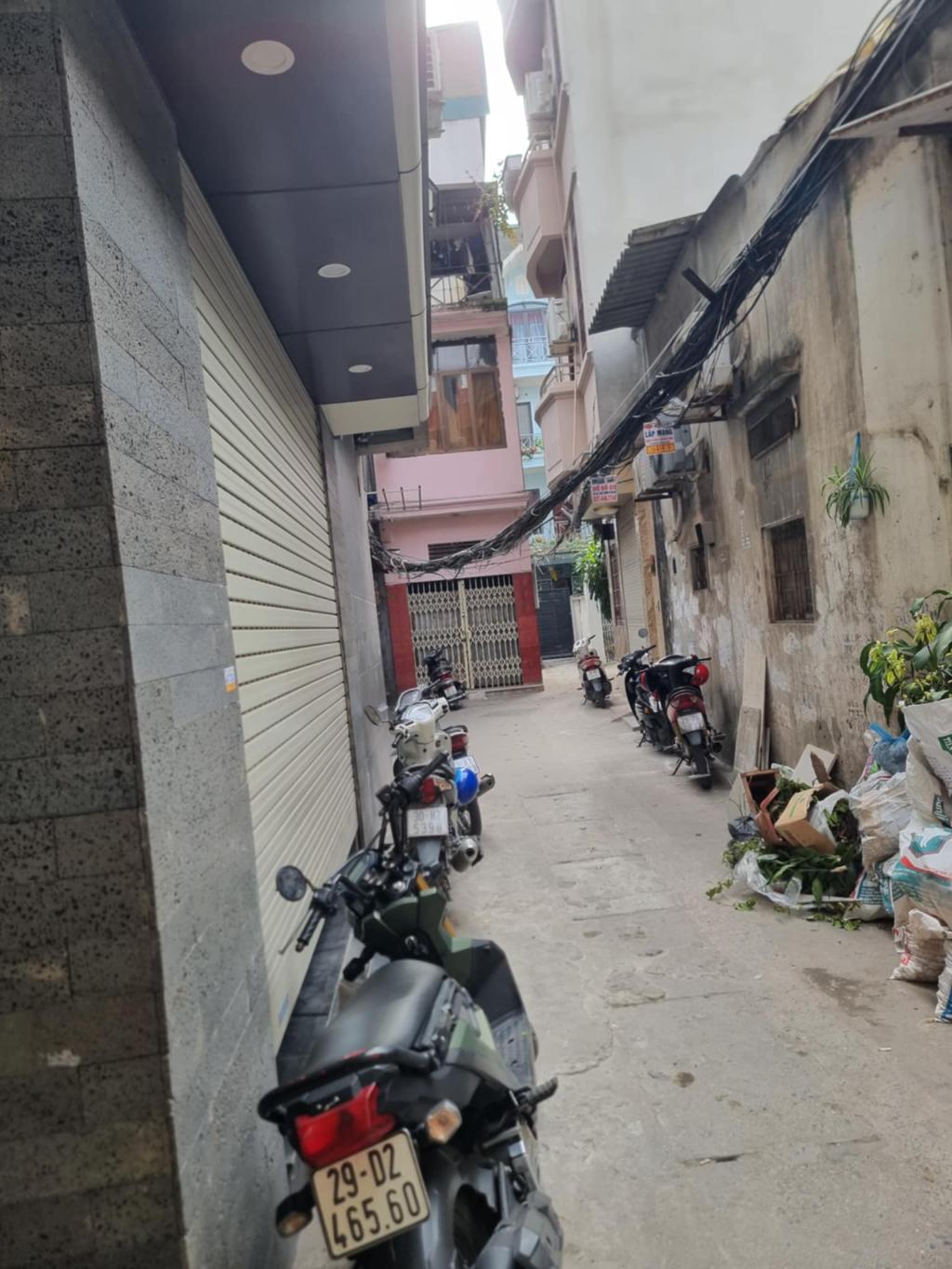 Bán nhà Bạch Mai giá 4.8x tỷ - Phố Huế - 25m2  4 tầng - lô góc thoáng