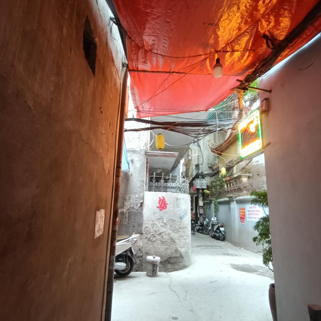 Bán nhà Chợ Khâm Thiên - diện tích 73m2 3 tầng - CỰC HIẾM, LÔ GÓC, 3 MẶT THOÁNG - giá 19,5 tỷ