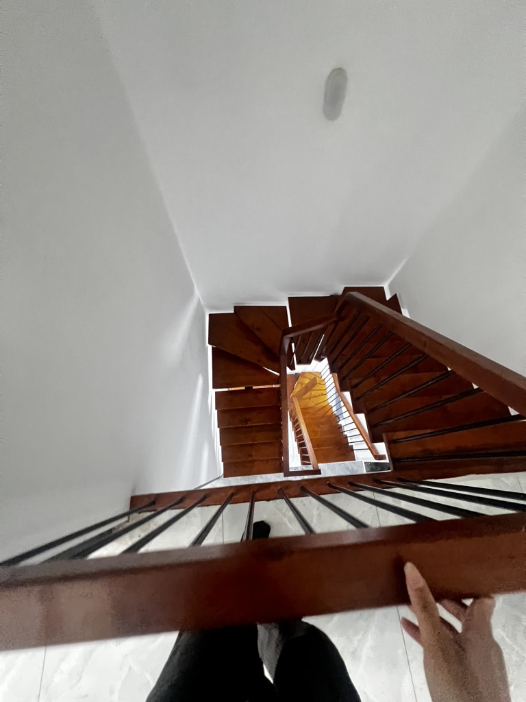 Bán nhà Bạch Mai giá nhỉnh 5 tỷ - 27m2  3 tầng - mặt tiền 3.4m - 2PN, gần ô tô đỗ