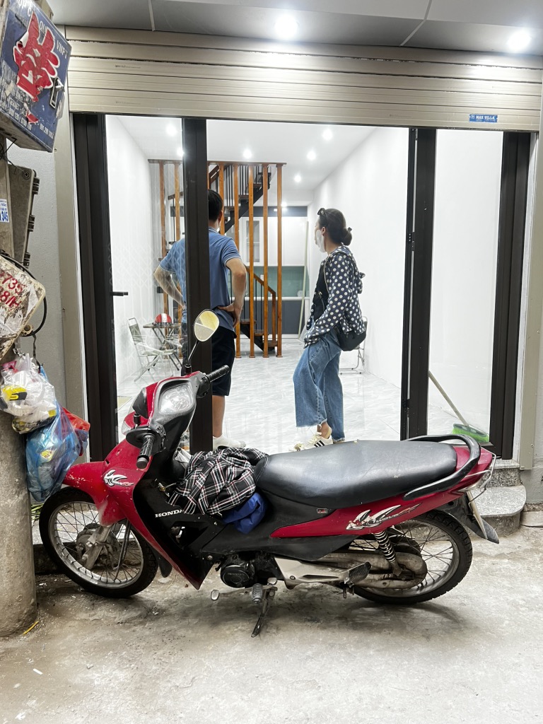Bán nhà Bạch Mai giá nhỉnh 5 tỷ - 27m2  3 tầng - mặt tiền 3.4m - 2PN, gần ô tô đỗ