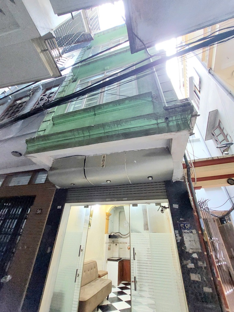 Bán nhà Nguyễn Cao gần 6 tỷ -  5 tầng - ngõ thông kinh doanh , xe 3 gác tránh xe máy thoải mái