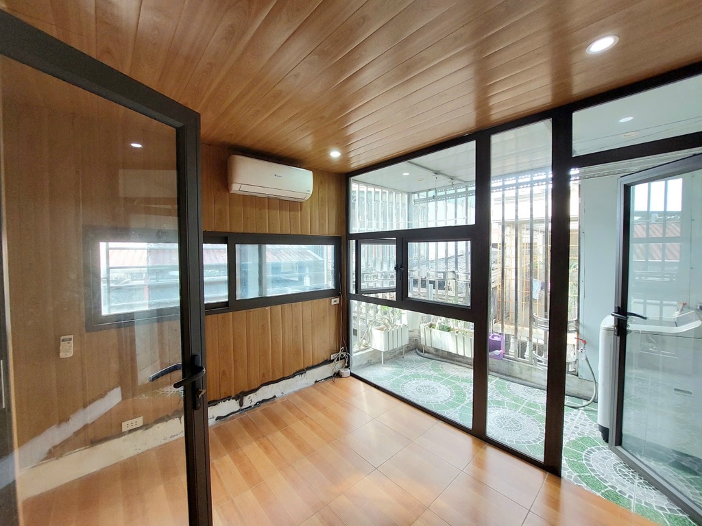 Bán nhà Nguyễn Cao gần 6 tỷ -  5 tầng - ngõ thông kinh doanh , xe 3 gác tránh xe máy thoải mái