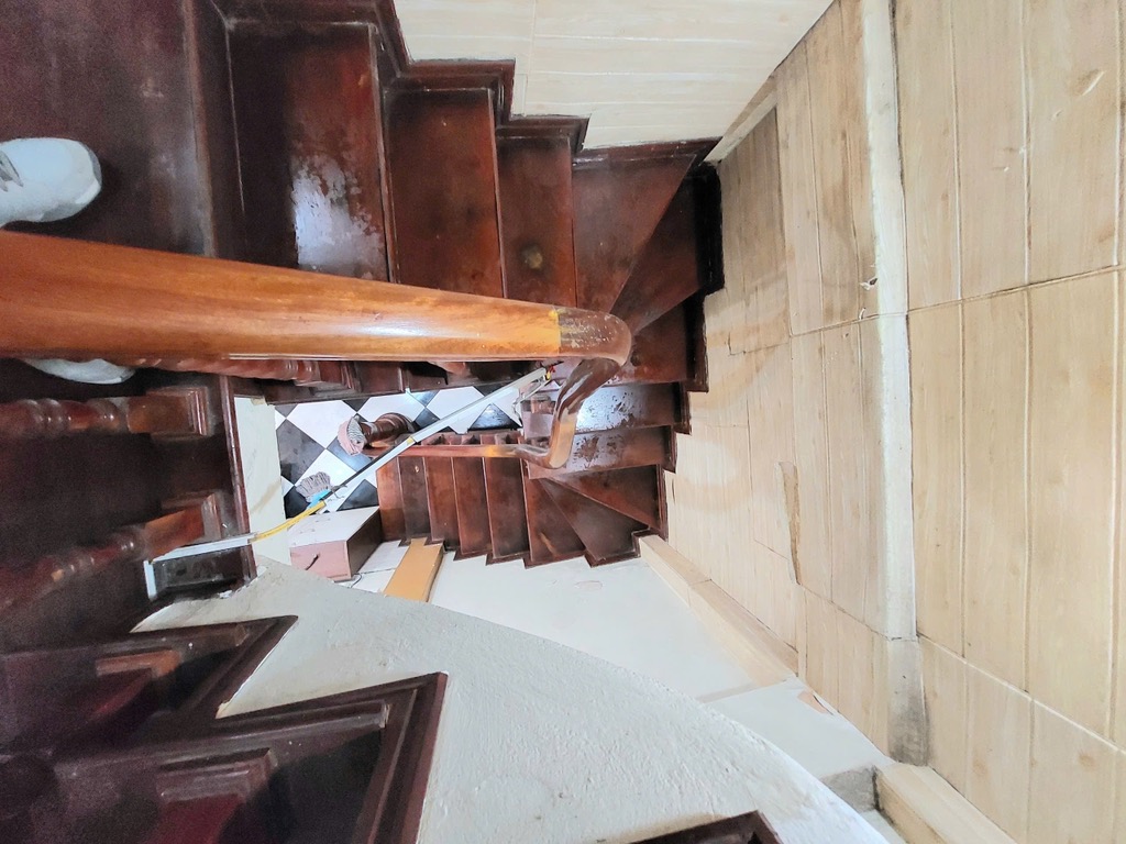 Bán nhà Nguyễn Cao gần 6 tỷ -  5 tầng - ngõ thông kinh doanh , xe 3 gác tránh xe máy thoải mái
