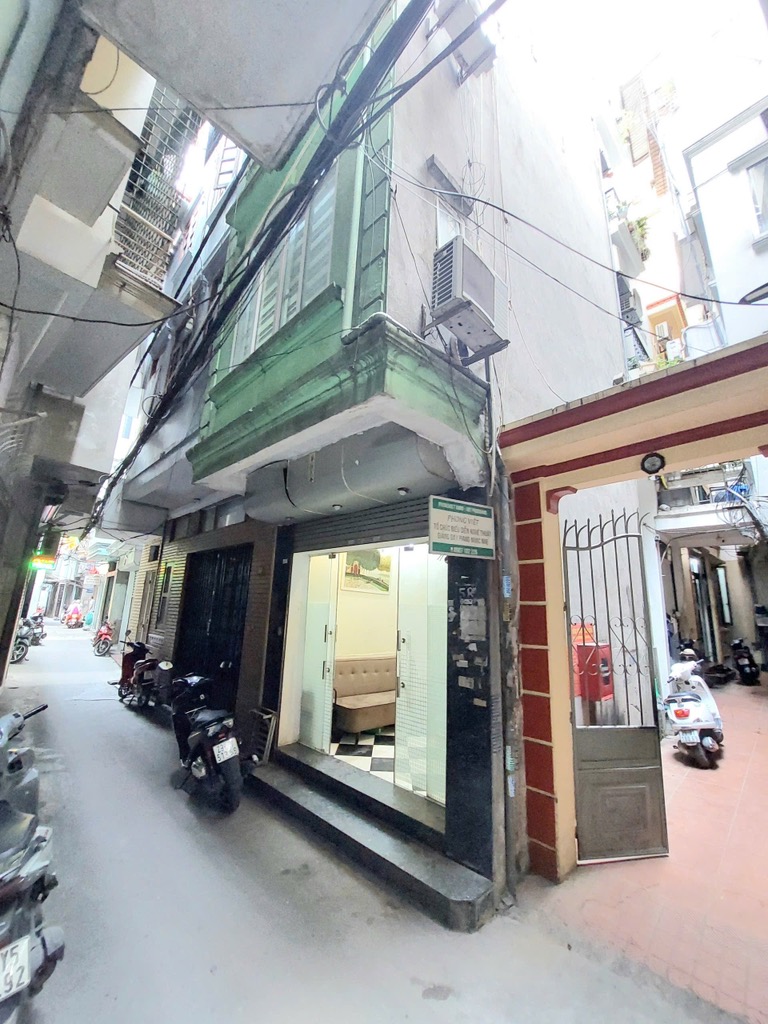 Bán nhà Nguyễn Cao gần 6 tỷ -  5 tầng - ngõ thông kinh doanh , xe 3 gác tránh xe máy thoải mái