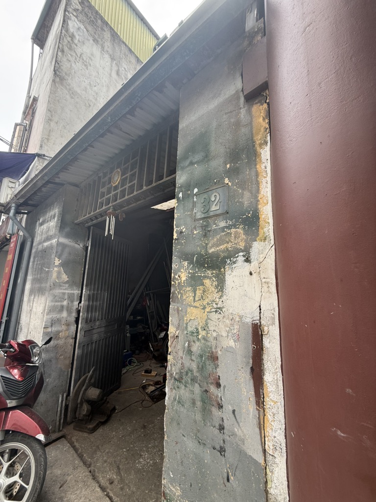 Bán nhà Giải Phóng - diện tích 73m2 3 tầng - ô tô vào nhà - giá 16 tỷ