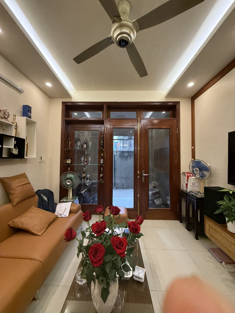 Bán nhà ngõ 180 Trịnh Đình Cửu - 51.7m2 5 tầng - gần mặt phố ô tô tránh - giá 13,5 tỷ