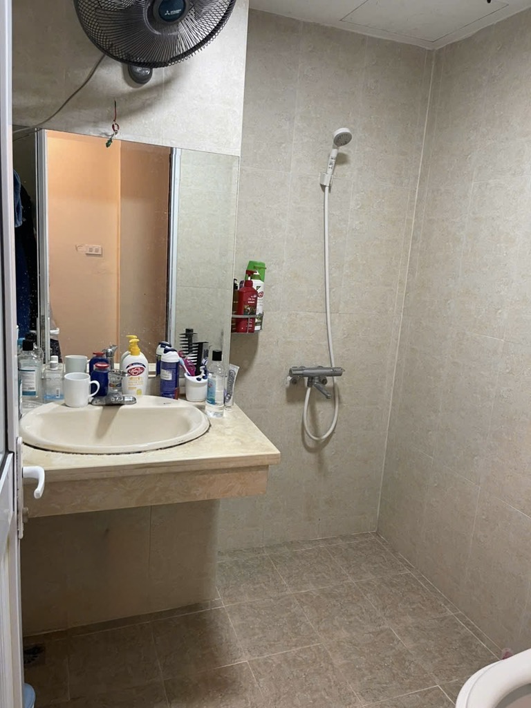 Bán nhà ngõ 180 Trịnh Đình Cửu - 51.7m2 5 tầng - gần mặt phố ô tô tránh - giá 13,5 tỷ