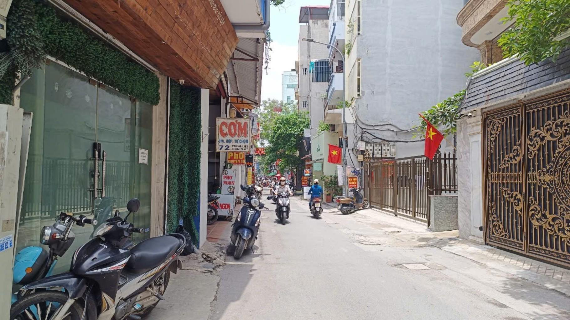 Bán nhà Trung Liệt - diện tích 27.4m2 5 tầng - Nhà mặt phố - giá 9 tỷ