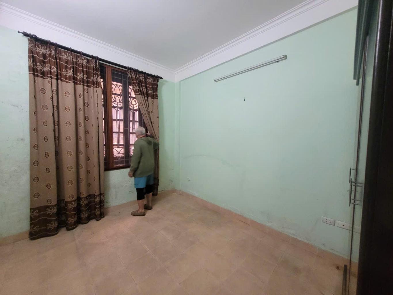 Bán nhà Phương Liệt - diện tích 65.8m2 6 tầng - Ô tô tránh đỗ thoải mái - giá 21,5 tỷ