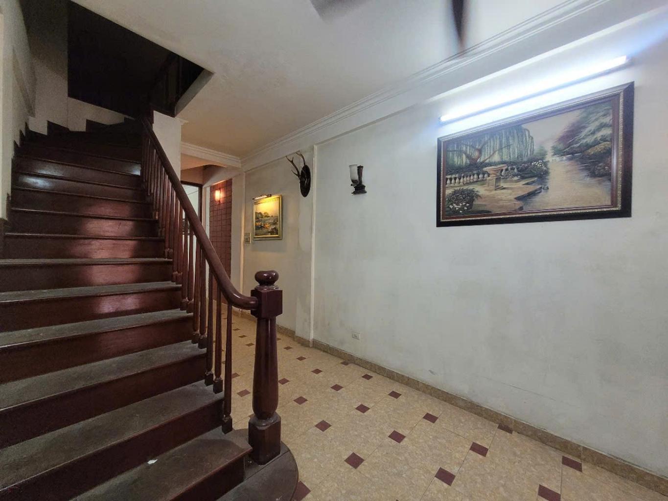 Bán nhà Phương Liệt - diện tích 65.8m2 6 tầng - Ô tô tránh đỗ thoải mái - giá 21,5 tỷ