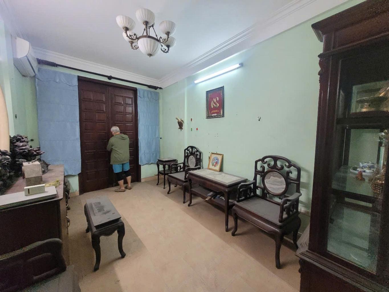 Bán nhà Phương Liệt - diện tích 65.8m2 6 tầng - Ô tô tránh đỗ thoải mái - giá 21,5 tỷ