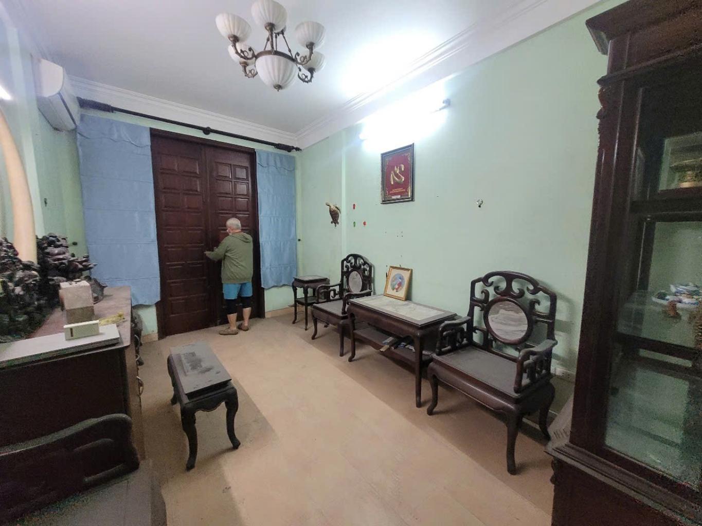 Bán nhà Phương Liệt - diện tích 65.8m2 6 tầng - Ô tô tránh đỗ thoải mái - giá 21,5 tỷ