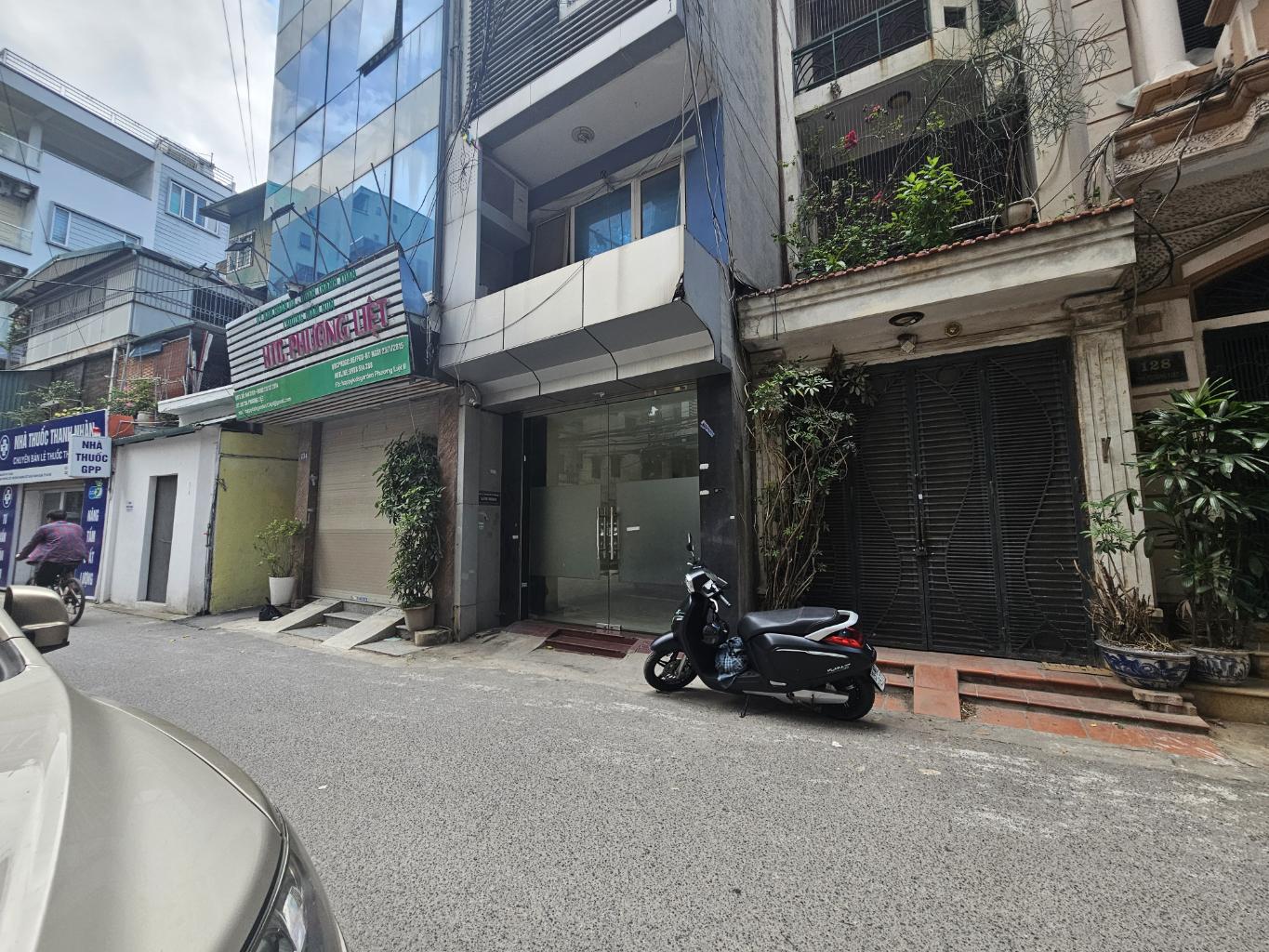 Bán nhà Phương Liệt - diện tích 65.8m2 6 tầng - Ô tô tránh đỗ thoải mái - giá 21,5 tỷ