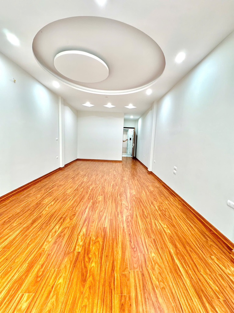 Bán nhà Định Công Thượng - diện tích 51m2 7 tầng - Lô góc, ô tô đỗ cửa - giá 14,6 tỷ