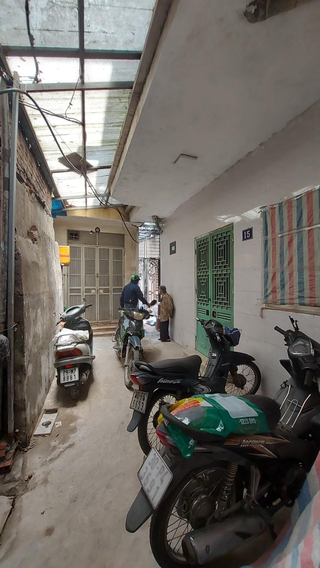 Bán nhà Thổ Quan - diện tích 47m2 5 tầng - Thang máy - giá 9,8 tỷ