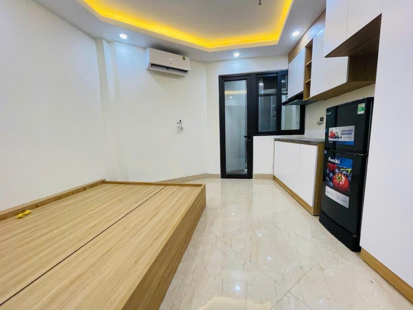 Bán nhà Thổ Quan - diện tích 47m2 5 tầng - Thang máy - giá 9,8 tỷ