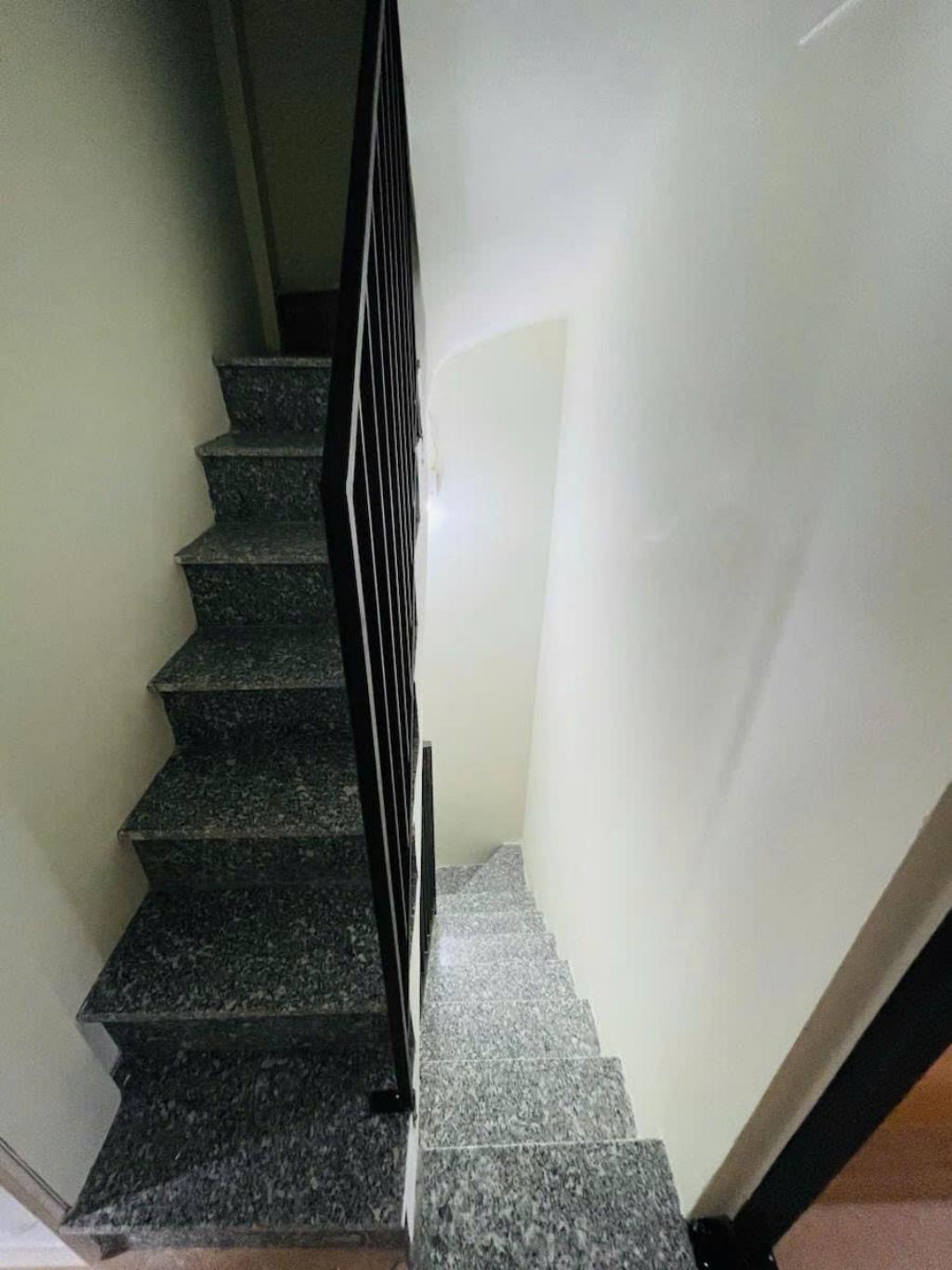 Bán nhà Thổ Quan - diện tích 47m2 5 tầng - Thang máy - giá 9,8 tỷ