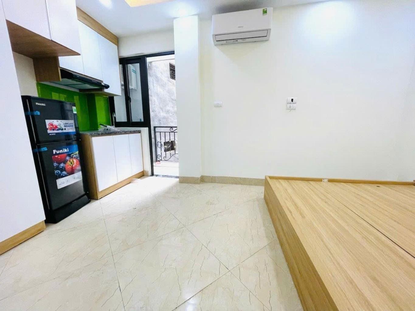 Bán nhà Thổ Quan - diện tích 47m2 5 tầng - Thang máy - giá 9,8 tỷ