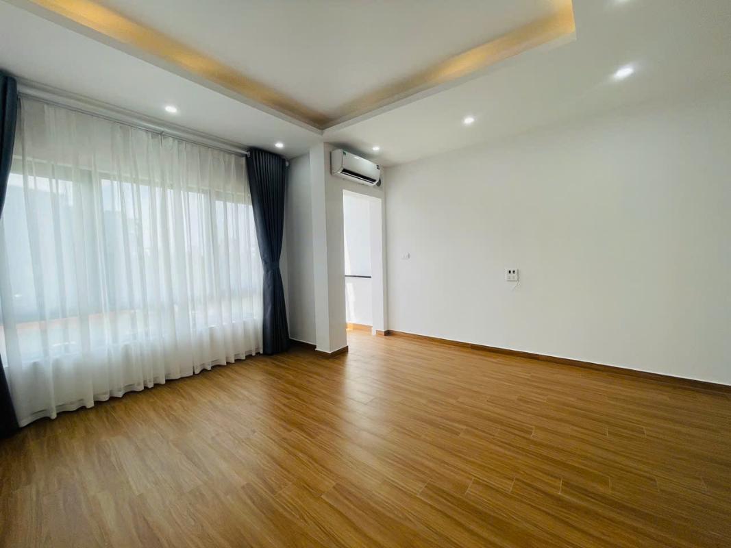 Bán nhà Vũ Tông Phan - diện tích 32m2 7 tầng - Kinh doanh - giá 13 tỷ