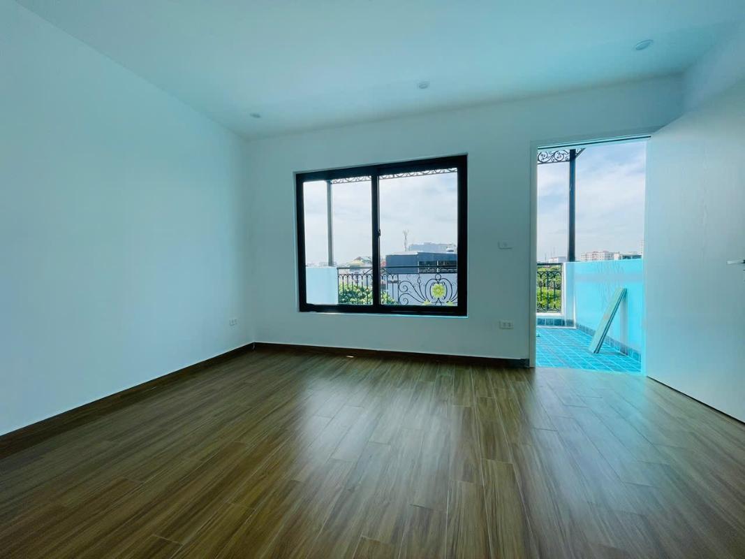 Bán nhà Vũ Tông Phan - diện tích 32m2 7 tầng - Kinh doanh - giá 13 tỷ