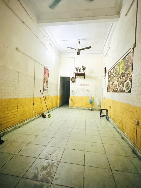 Bán nhà Vũ Hữu - diện tích 48m2 3 tầng - MẶT PHỐ - KINH DOANH - giá 17,3 tỷ