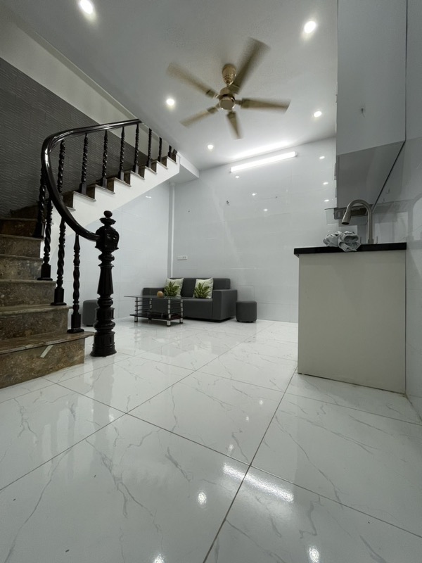 RẺ HIẾM nhà Lương Yên nhỉnh 3 tỷ - 4 tầng - gần ô tô tránh, diện tích lên tới 24m2