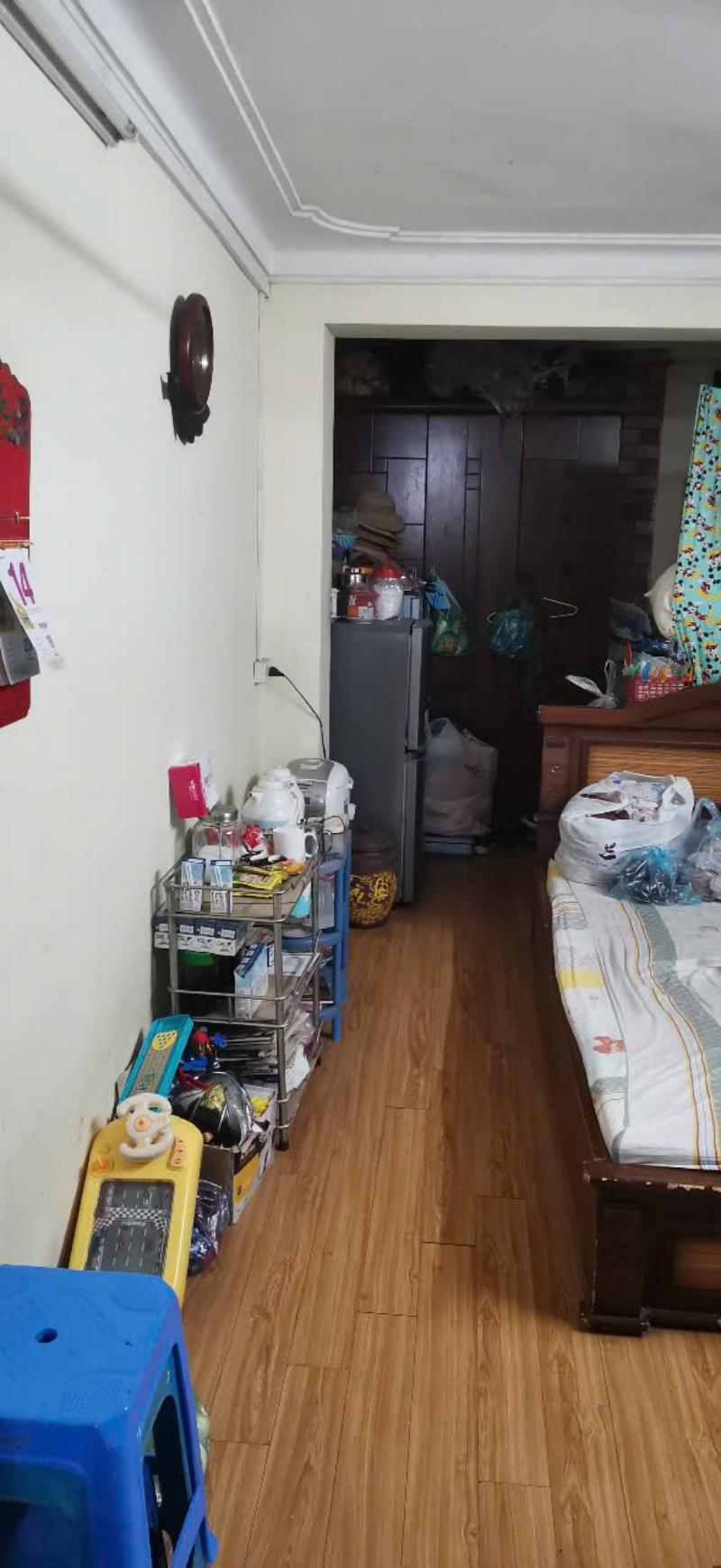 Bán nhà Hào Nam - diện tích 60m2 1 tầng - mặt ngõ 2 ô tô tránh nhau - giá 7,5 tỷ