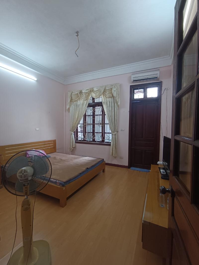 Bán nhà Khương Thượng - diện tích 55m2 5 tầng - Nhà mặt phố, 2 mặt thoáng - giá 15,8 tỷ