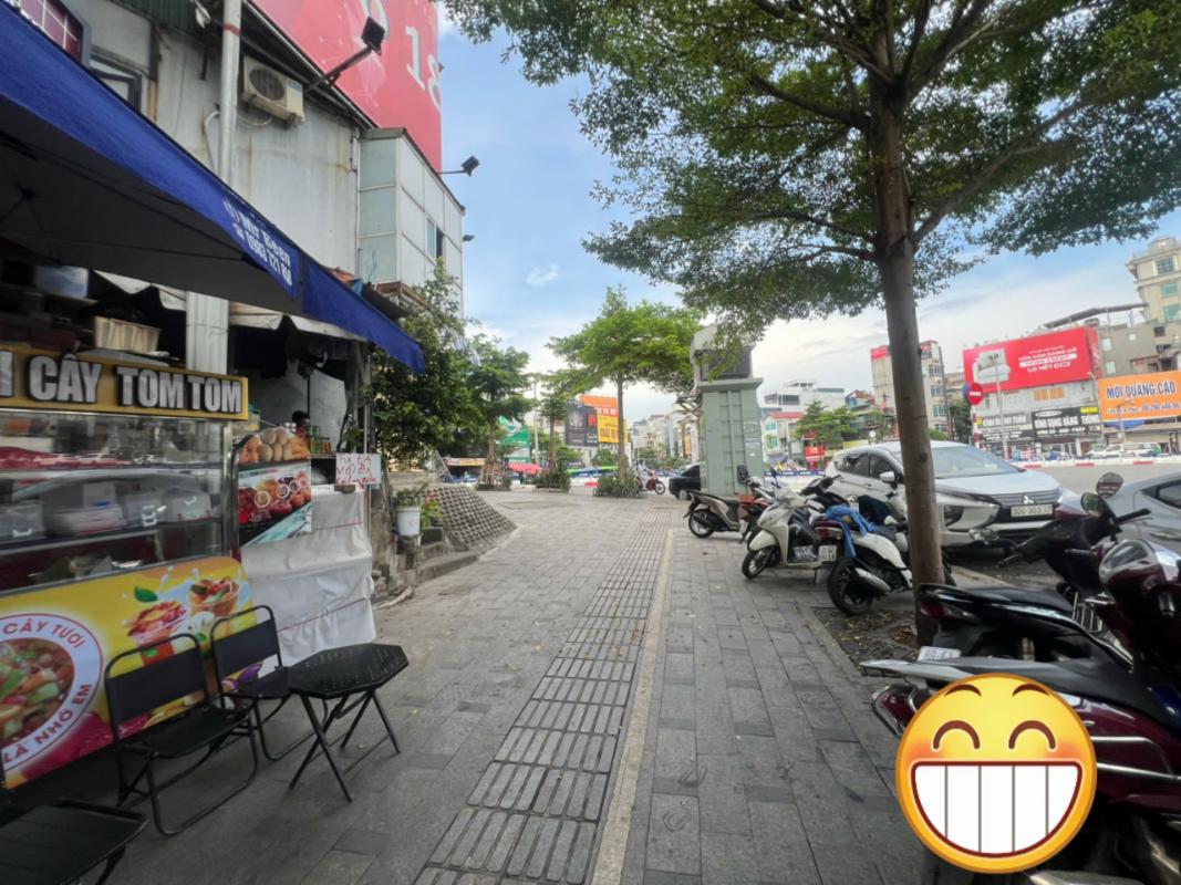 Bán nhà Ô Chợ Dừa - diện tích 21.8m2 4 tầng - Mặt phố đắc địa - giá 16,5 tỷ