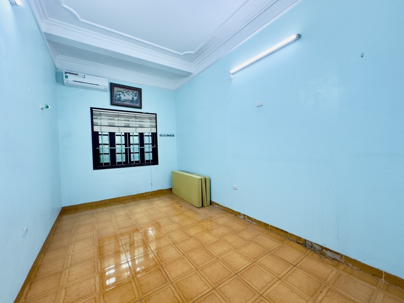 Bán nhà Bùi Xương Trạch - diện tích 82m2 3 tầng - Ô TÔ TRÁNH - giá 18,5 tỷ